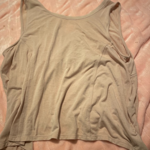 Old Navy Women's Light Tan Tank Top - Picture 1 of 3